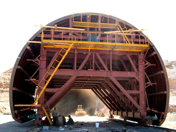 隧道衬砌台车维护保养及常见问题处理方式 隧道衬砌台车维护保养及常见问题处理方式
